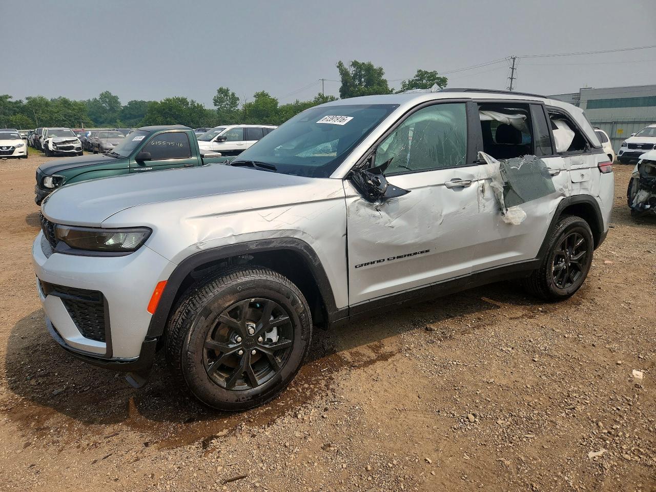 2026 Jeep Grand Cherokee Base