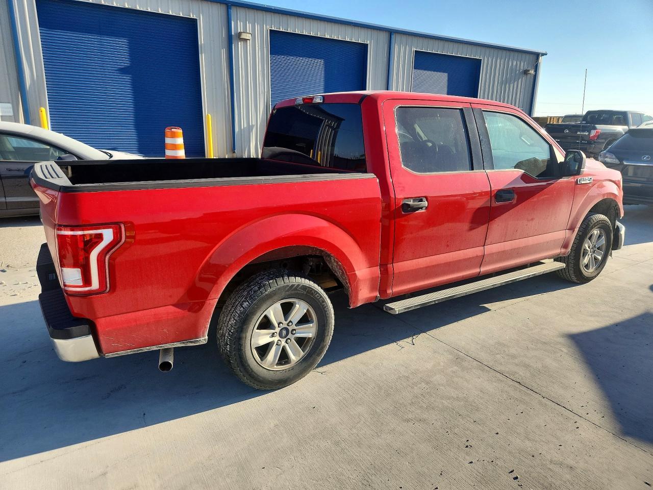 2017 Ford F150 Supercrew - Фото 3