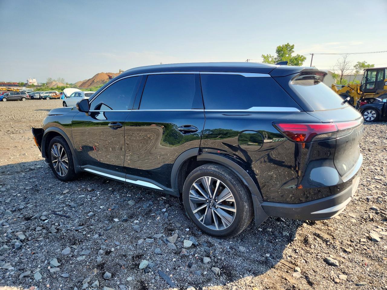 2026 Infiniti Qx60 Luxe - Image 2