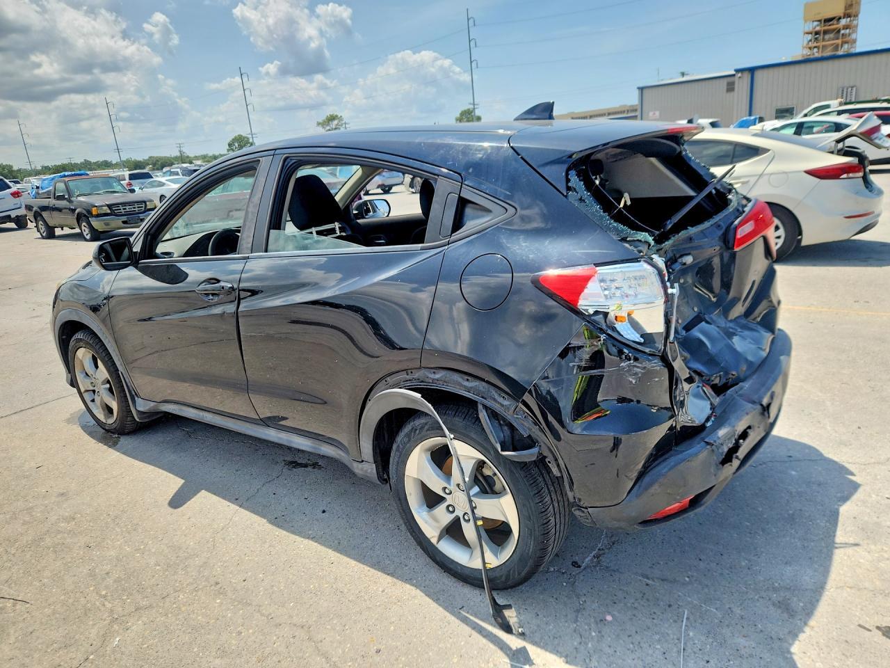 2017 Honda Hr-V Lx - Image 2