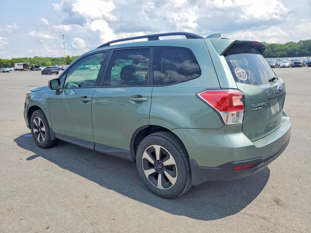2017 Subaru Forester 2.5I Premium - Фото 2