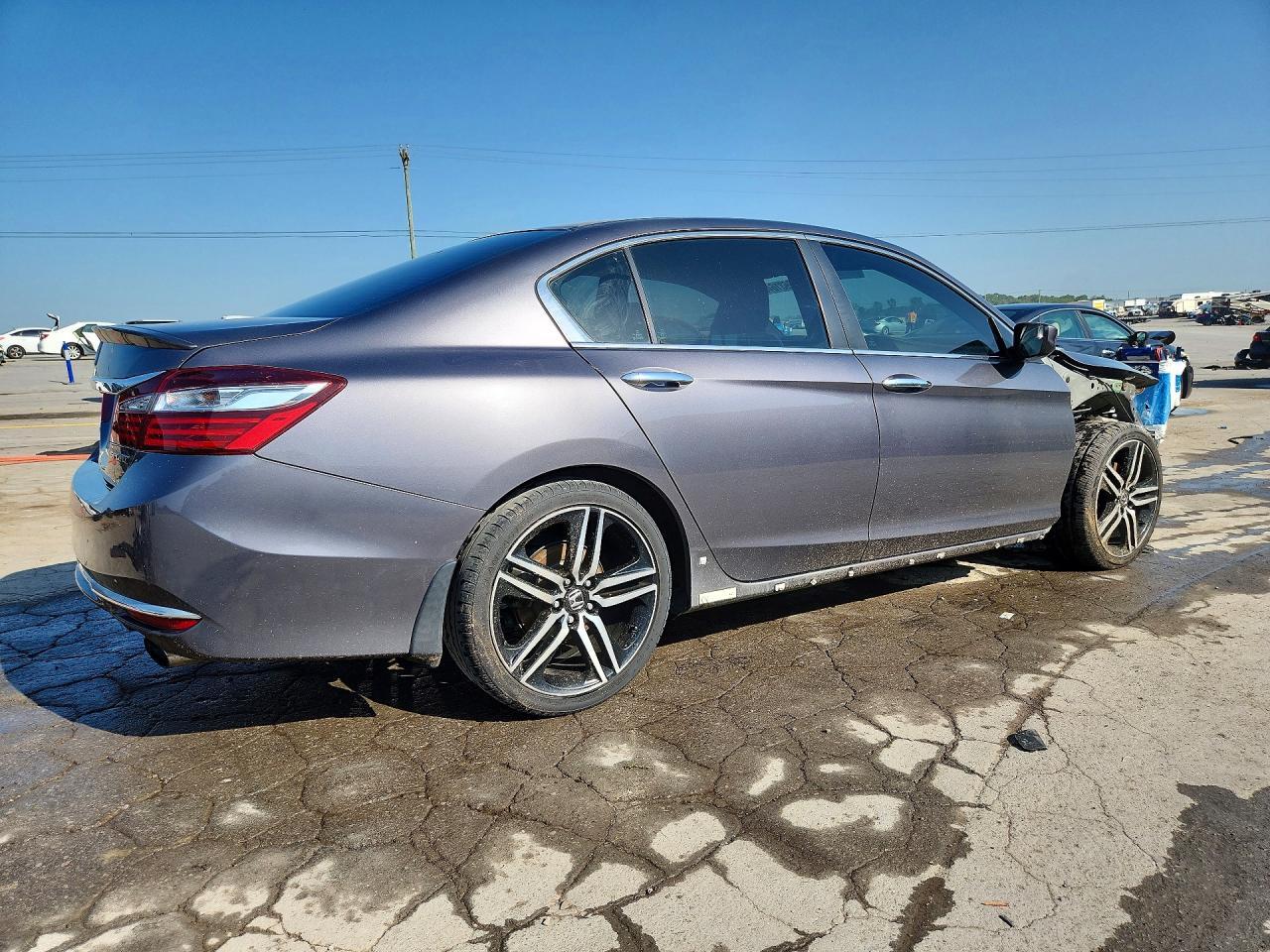 2016 Honda Accord Sport - Image 3