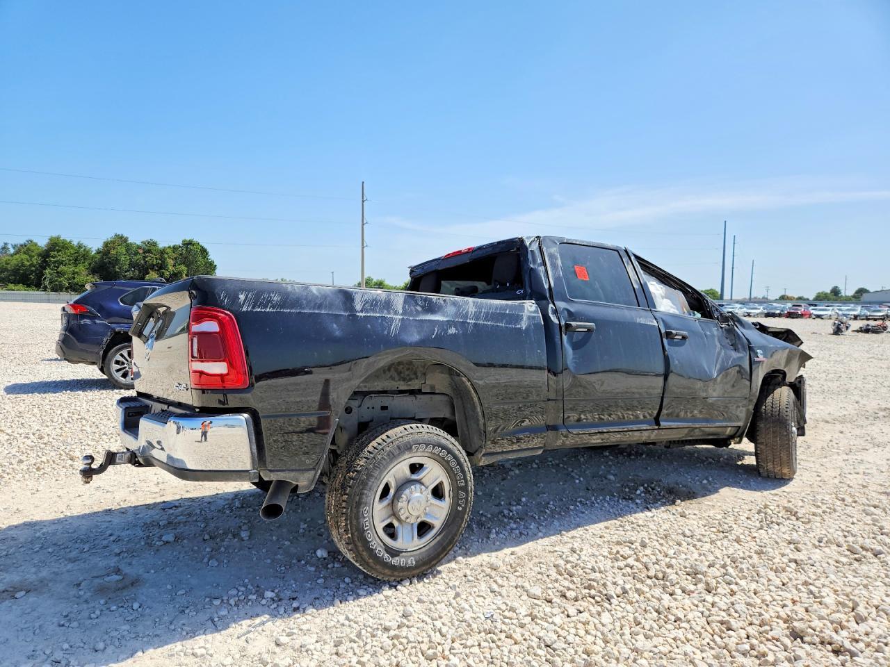 2024 Ram 2500 Tradesman - Фото 3