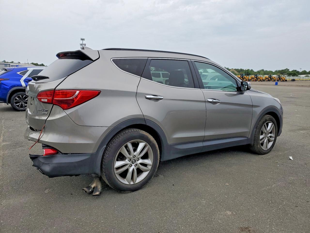 2013 Hyundai Santa Fe Sport 2.0T - Фото 3