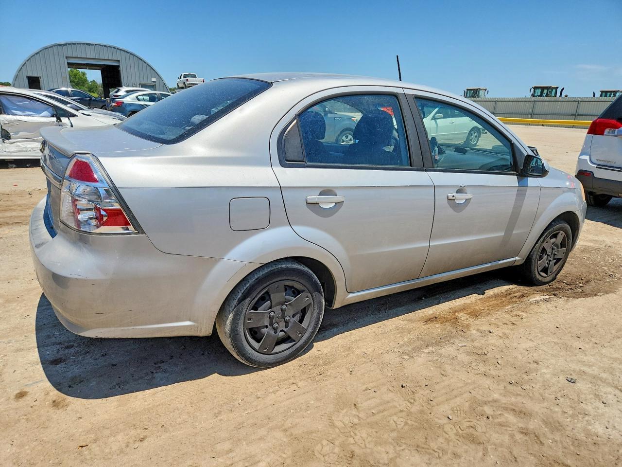 2010 Chevrolet Aveo Ls - Image 3