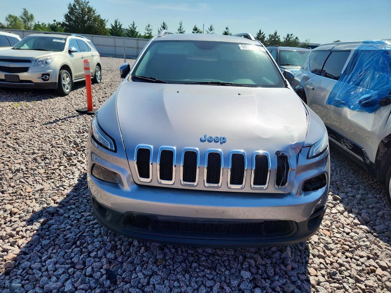 2016 Jeep Cherokee Latitude - Фото 5
