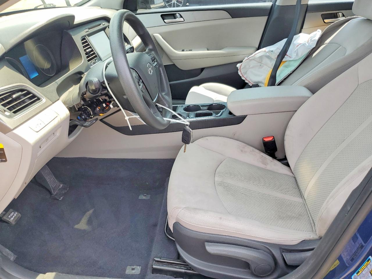 2017 Hyundai Sonata Se - Фото 7