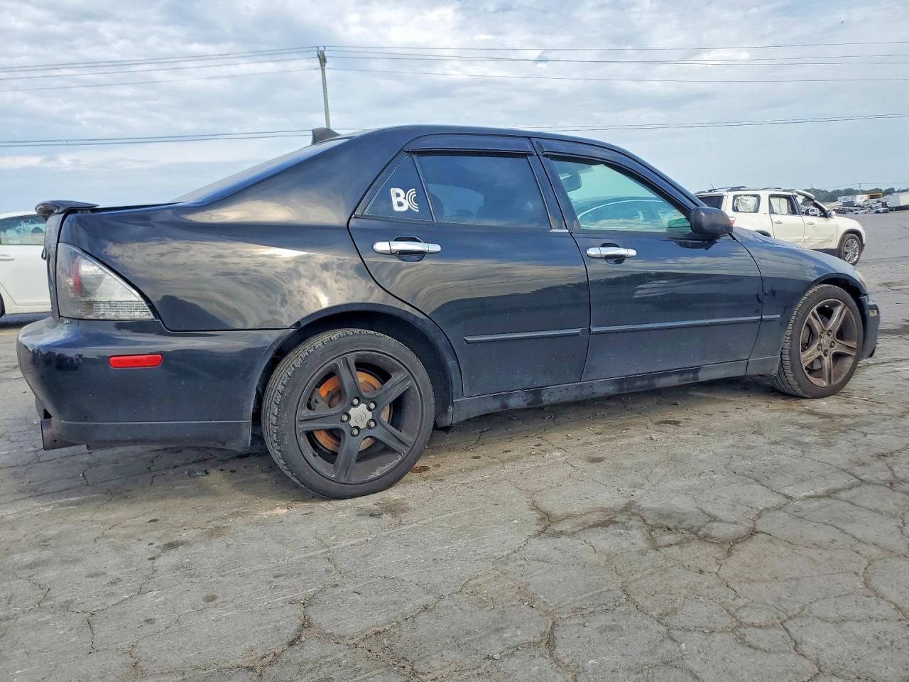 2002 Lexus Is 300 Base - Image 3