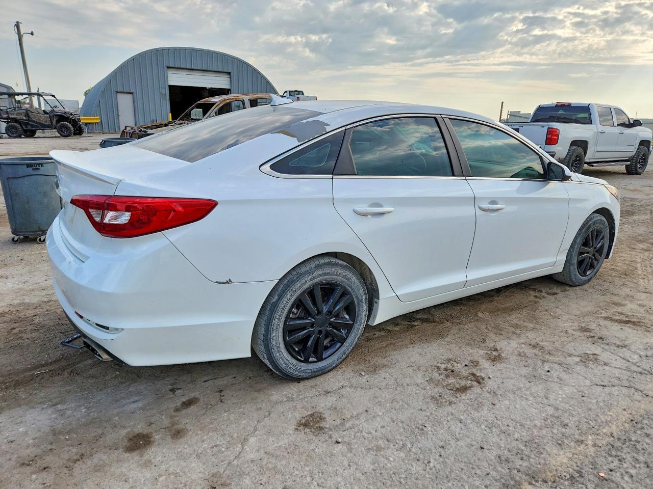 2016 Hyundai Sonata Se - Image 3