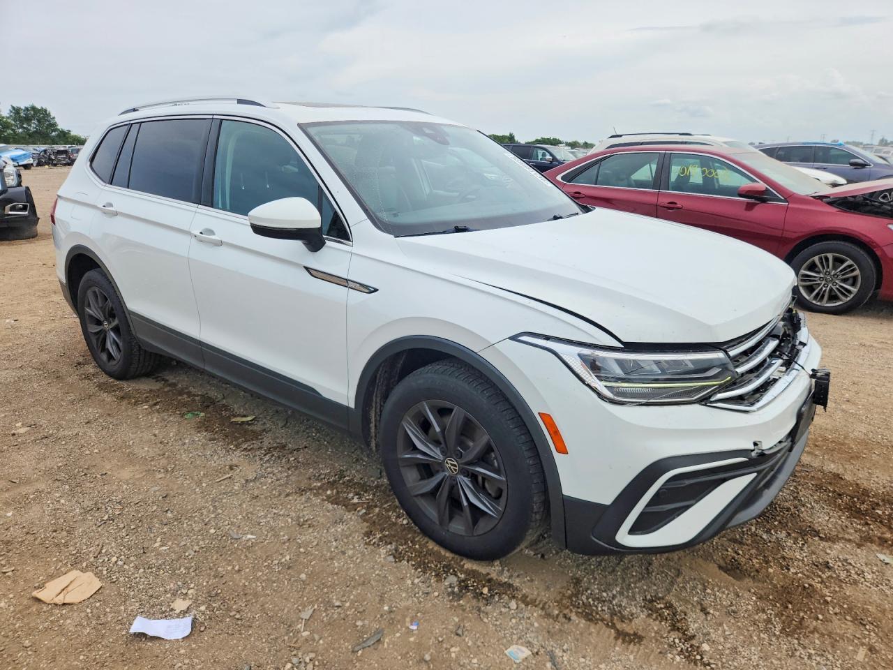 2022 Volkswagen Tiguan Se - Фото 4