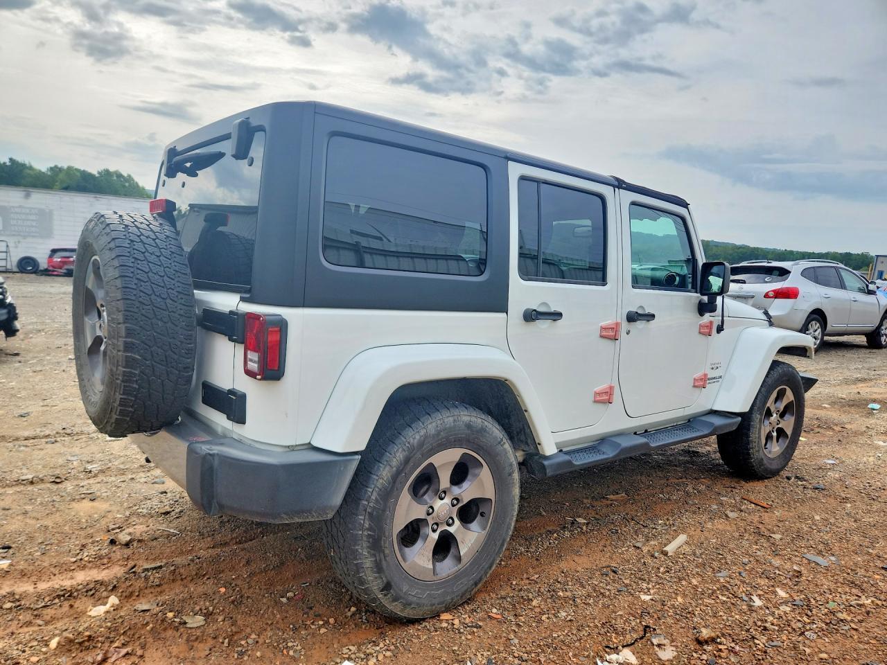 2017 Jeep Wrangler Unlimited Sahara - Фото 3