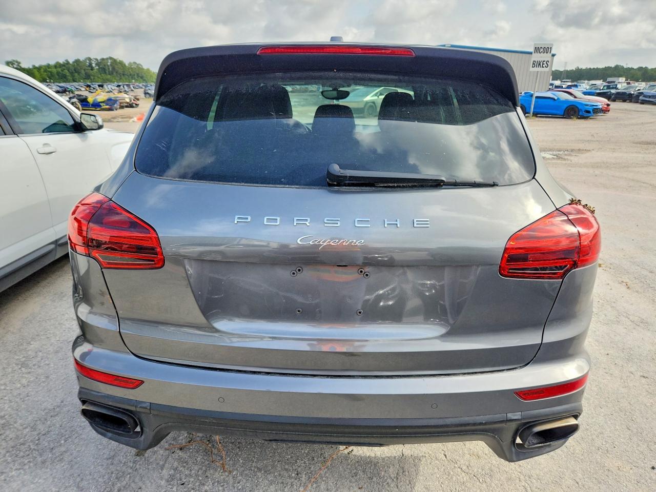 2016 Porsche Cayenne - Image 6