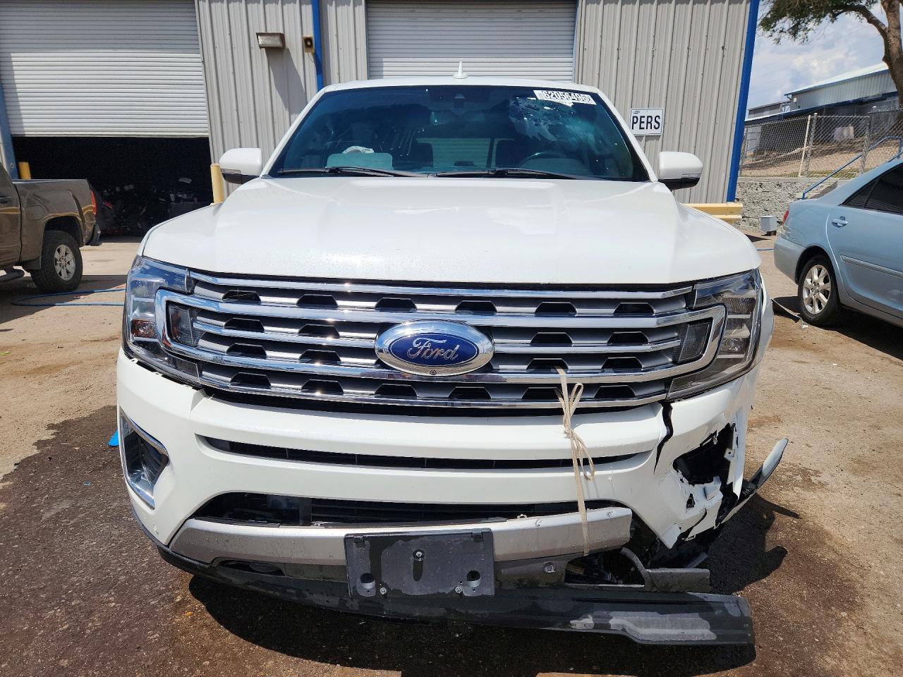 2021 Ford Expedition Limited - Image 5