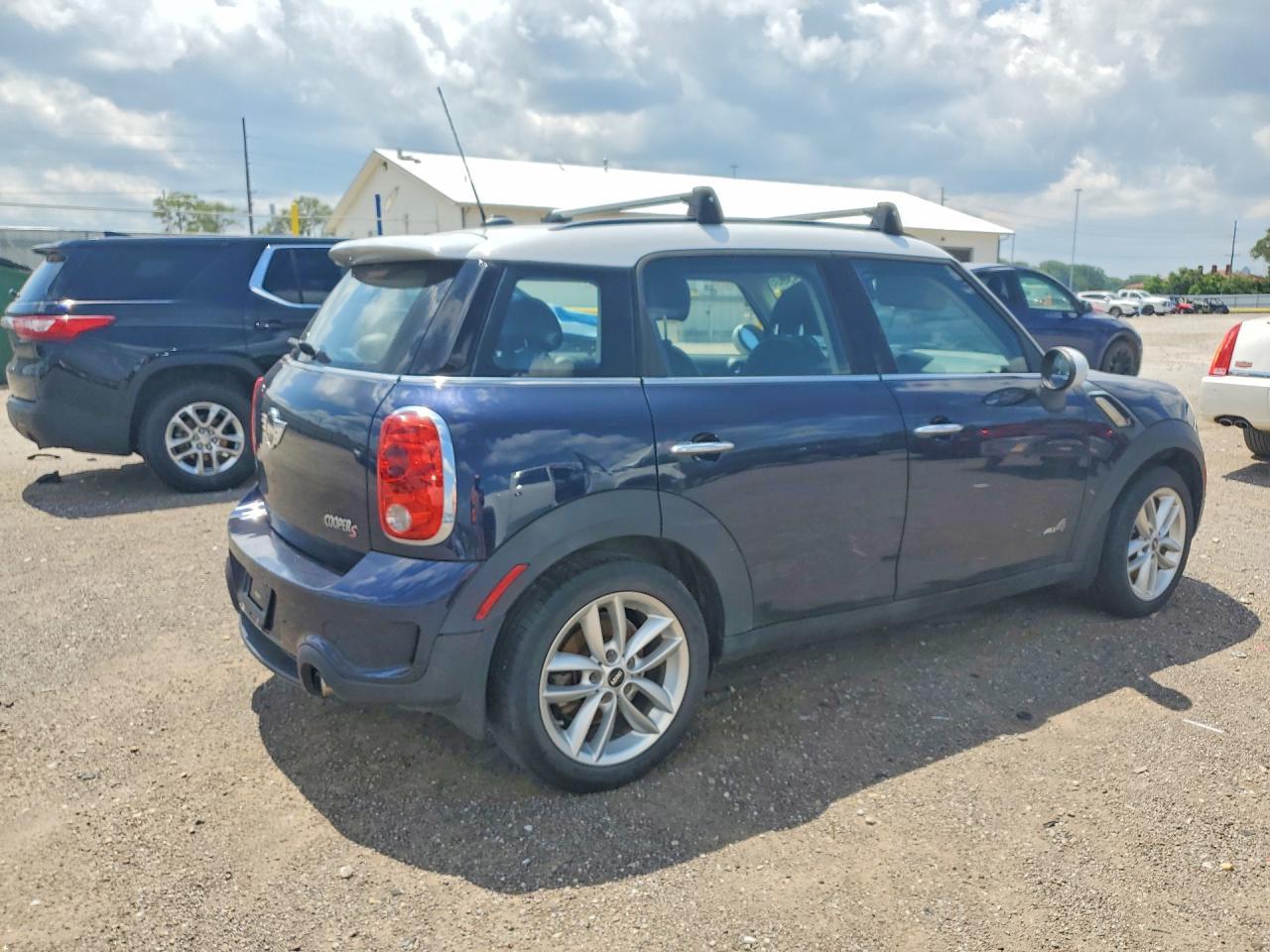 2013 Mini Cooper S Countryman - Image 3