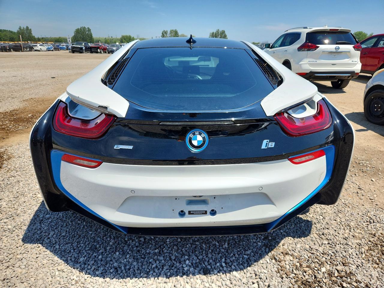 2015 BMW I8 - Фото 6