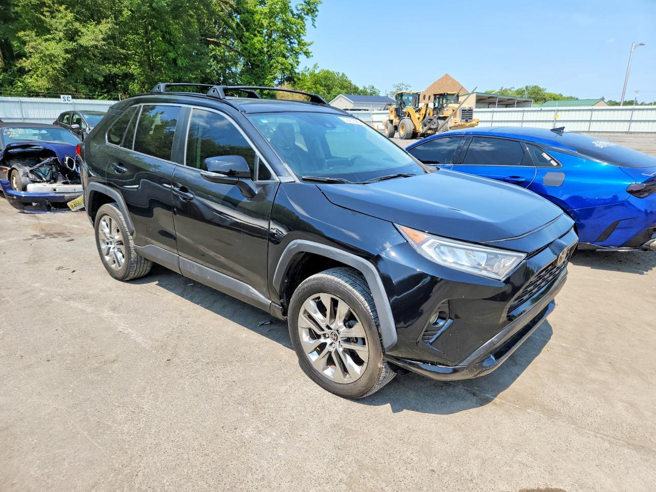 2021 Toyota Rav4 Xle Premium - Фото 4