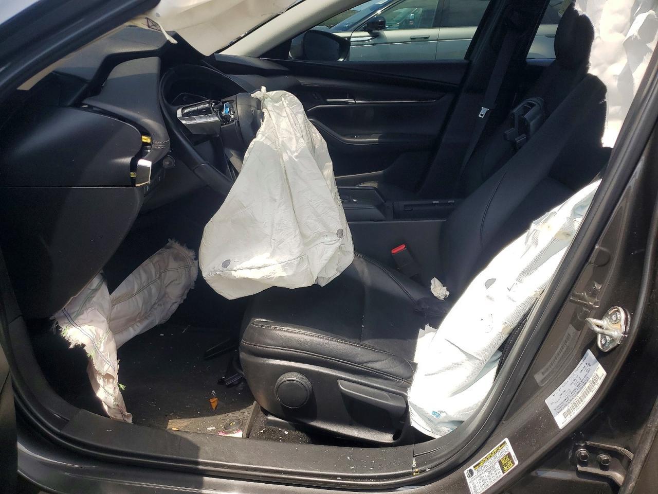 2019 Mazda 3 Select - Image 7