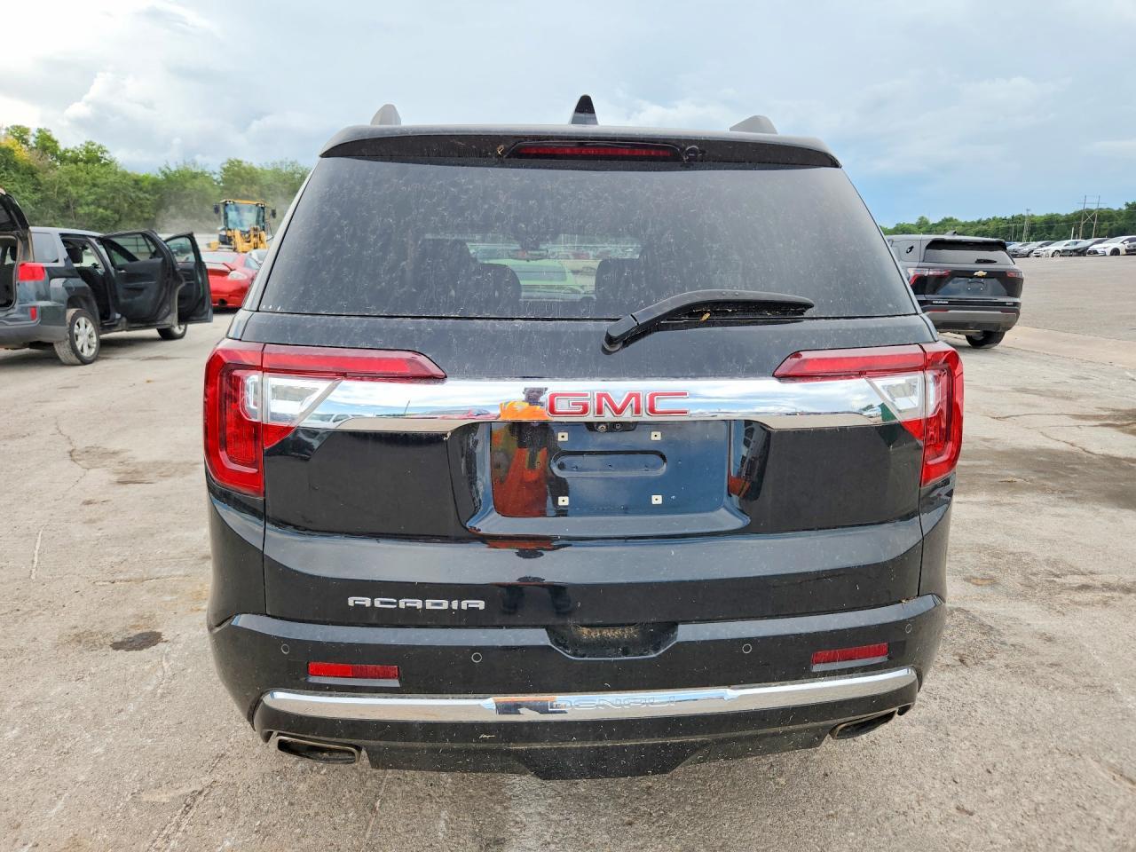 2022 GMC Acadia Denali - Фото 6