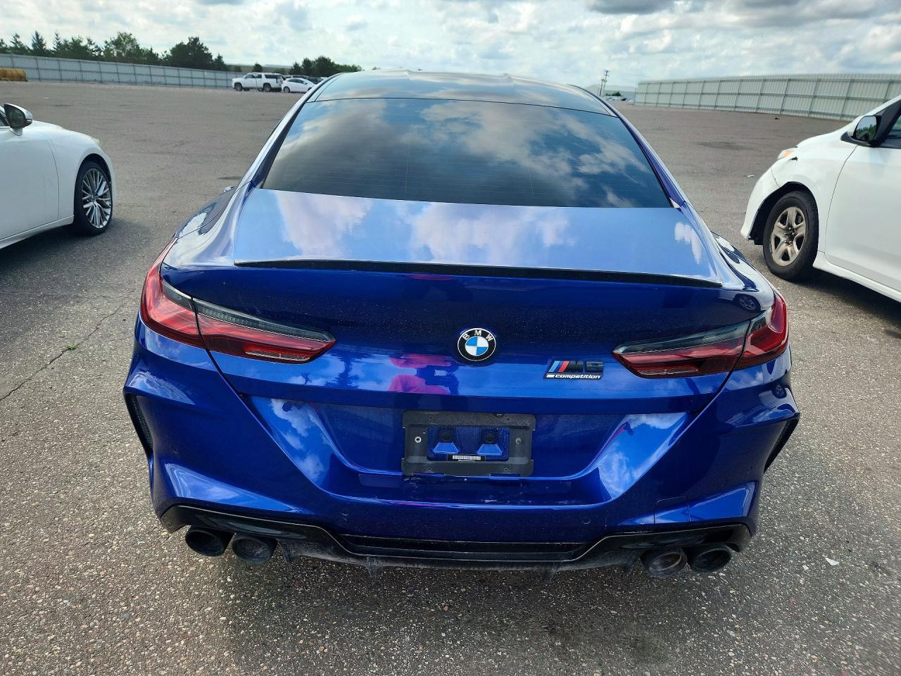 2022 BMW M8 - Image 6