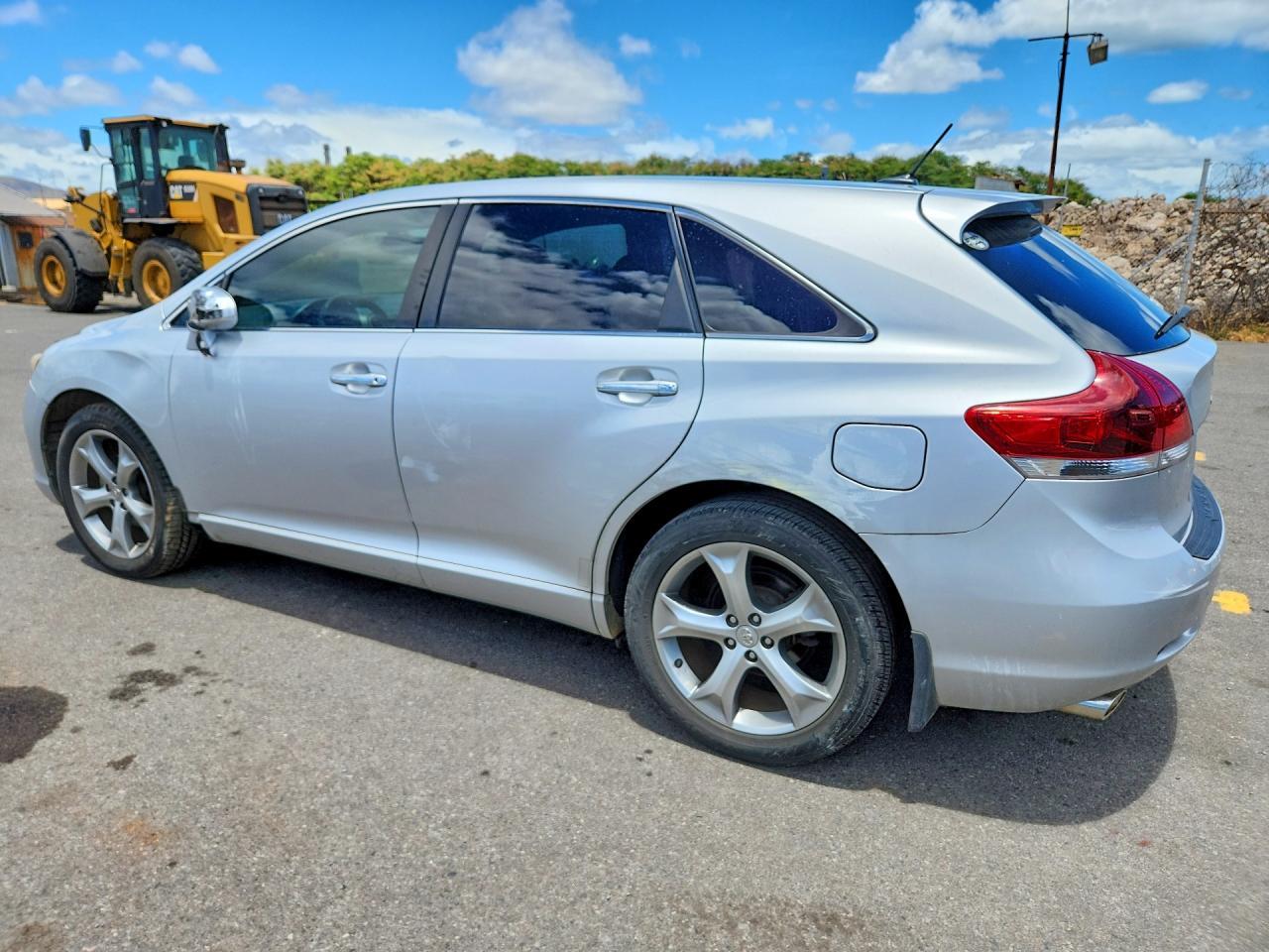 2013 Toyota Venza Le - Фото 2