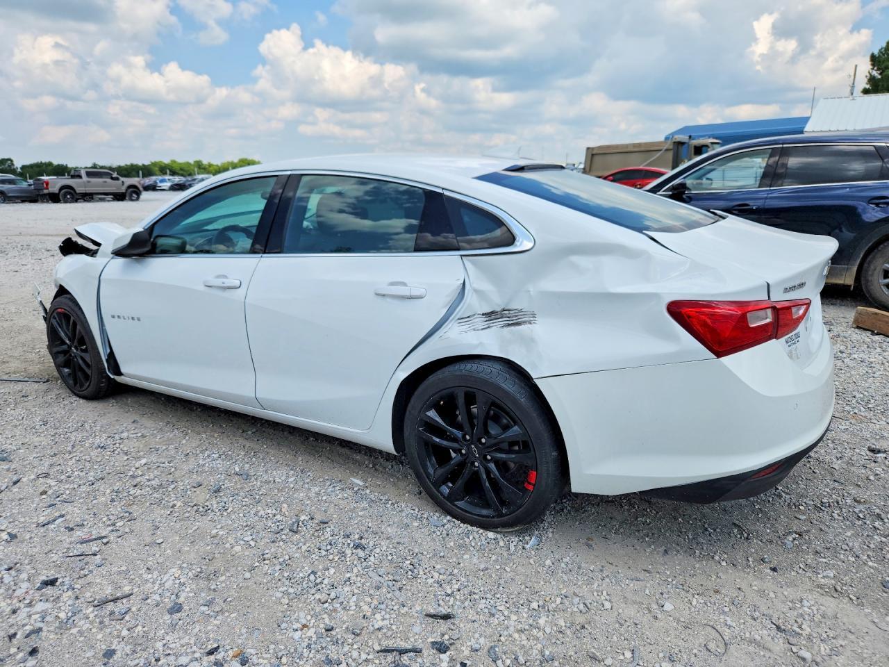 2024 Chevrolet Malibu Lt - Фото 2