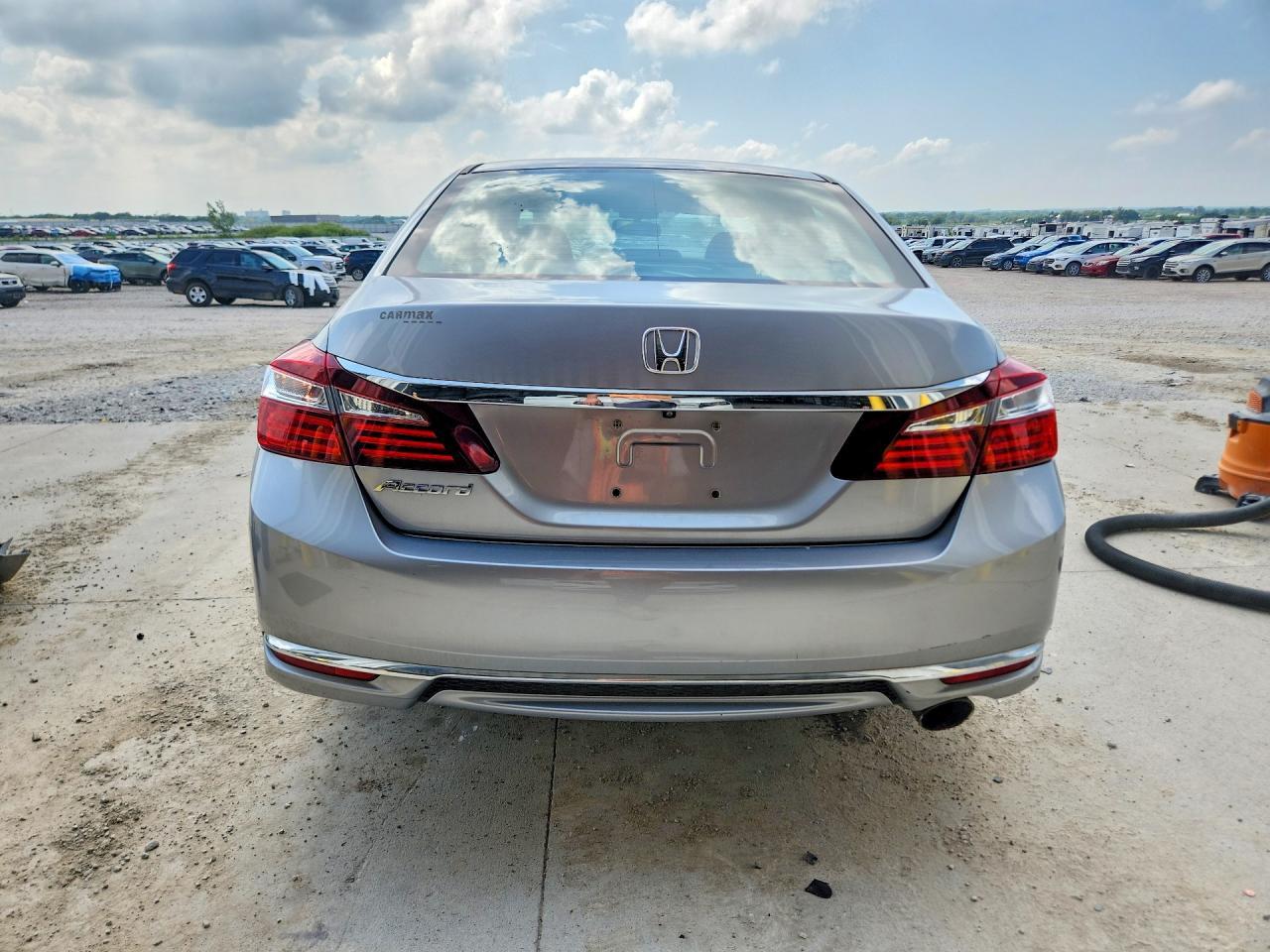 2017 Honda Accord Lx - Фото 6