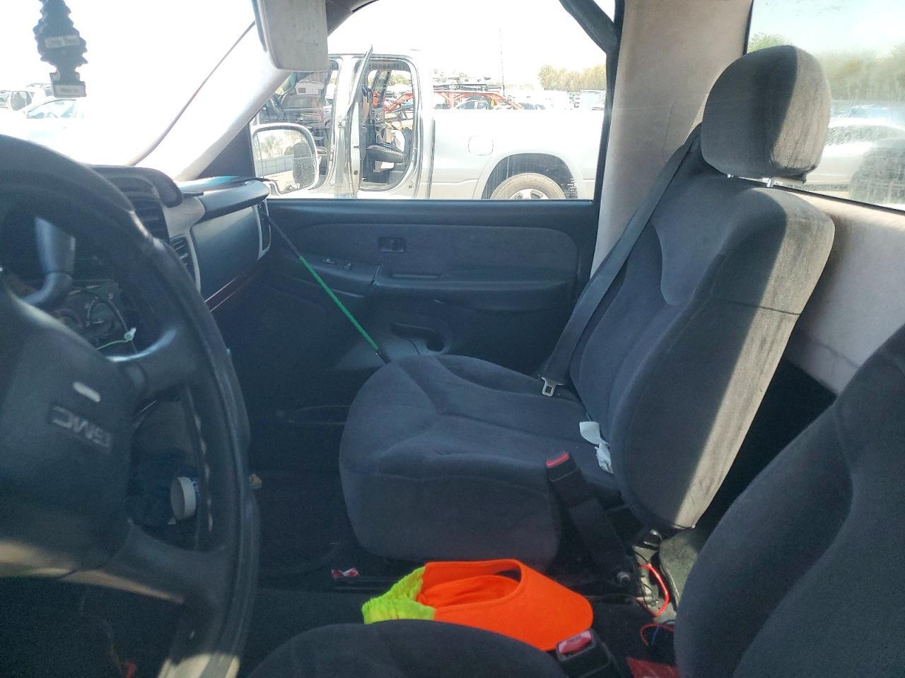 2002 GMC New Sierra C1500 - Фото 7