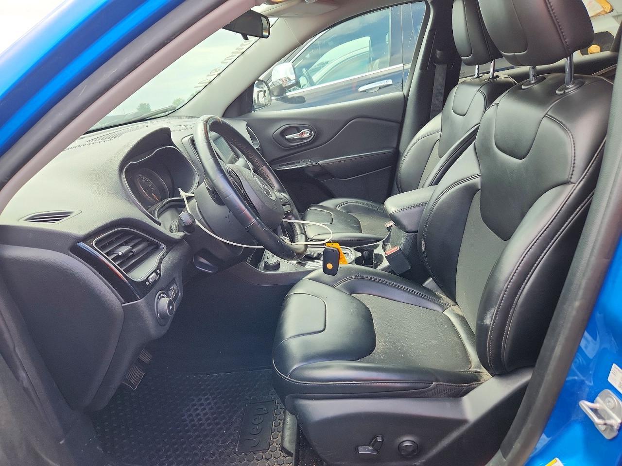 2020 Jeep Cherokee Latitude Plus - Фото 7
