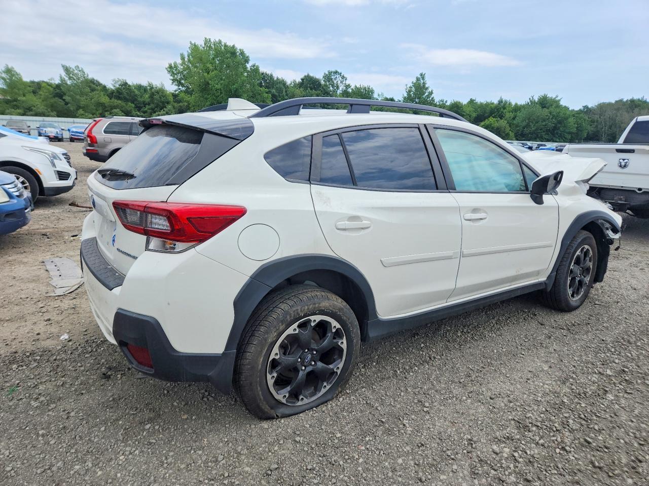 2022 Subaru Crosstrek Premium - Фото 3