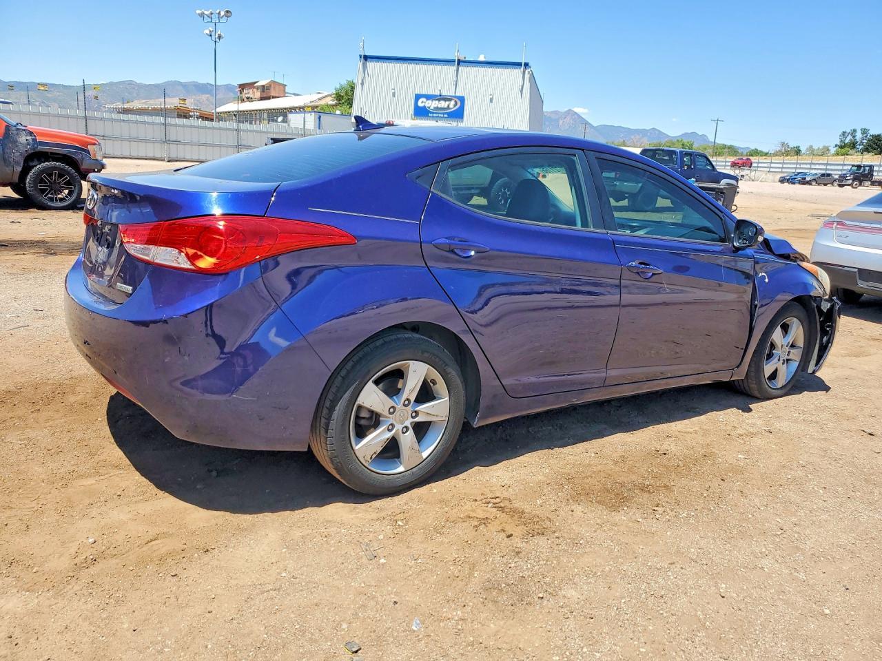2012 Hyundai Elantra - Фото 3