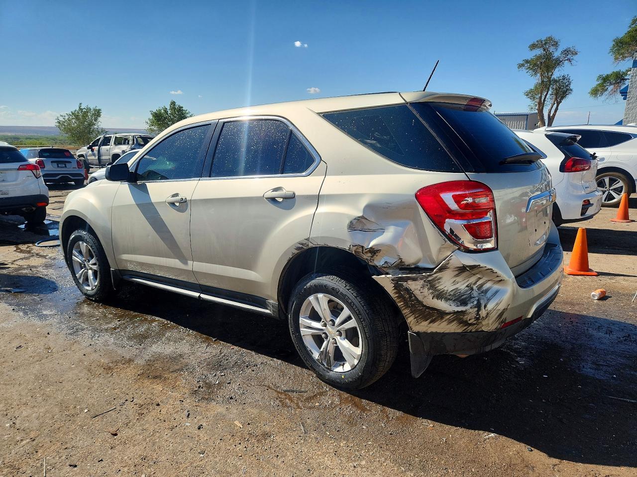 2016 Chevrolet Equinox Ls - Фото 2