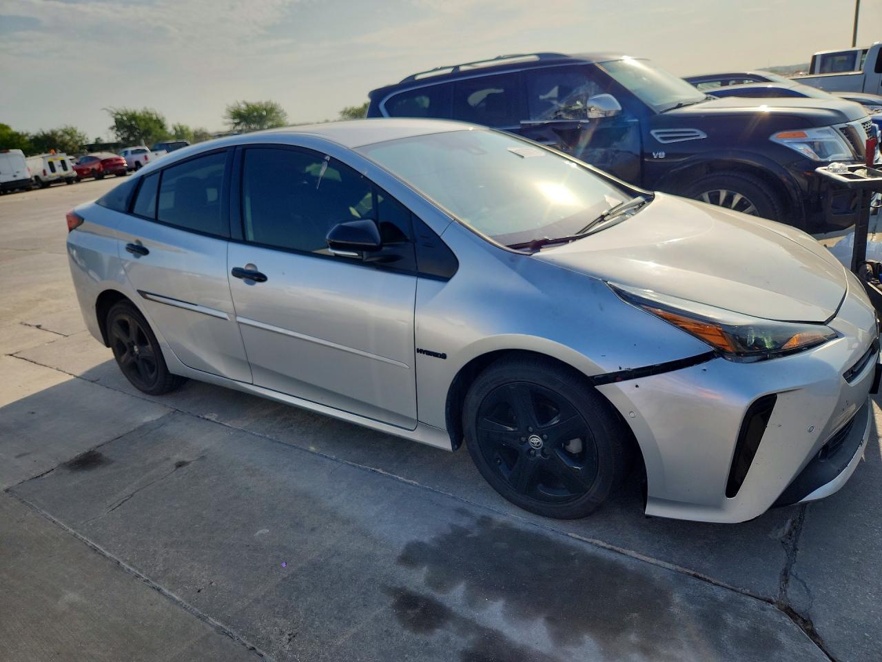 2022 Toyota Prius Nightshade - Фото 4
