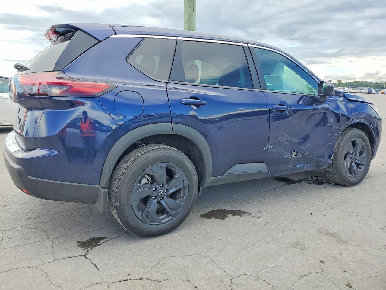 2026 Nissan Rogue Sv - Фото 3