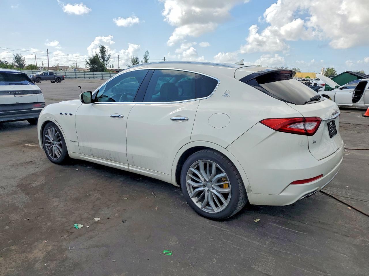 2019 Maserati Levante - Фото 2