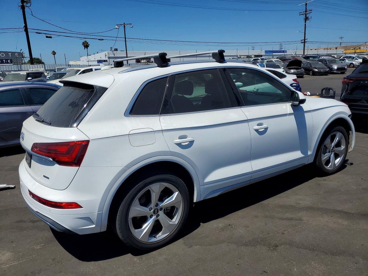 2021 Audi Q5 Premium Plus - Фото 3