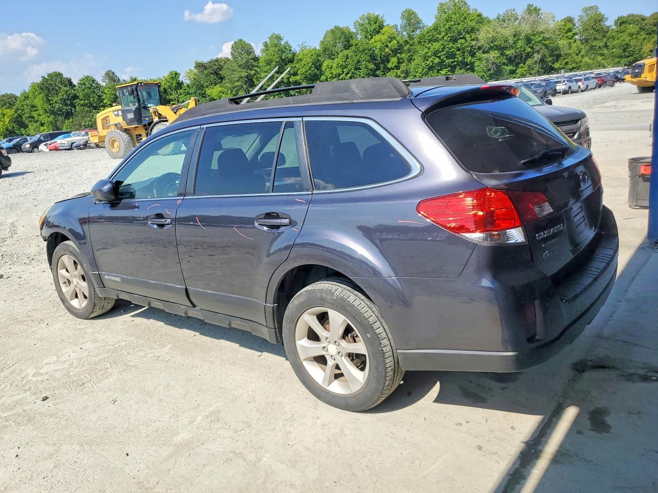 2013 Subaru Outback 2.5I Premium - Image 2