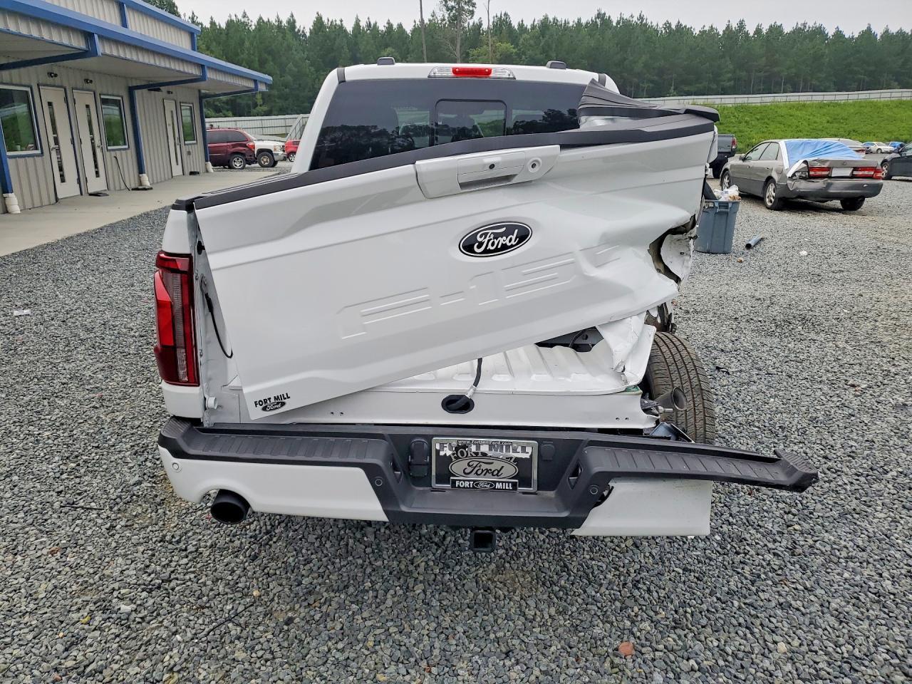 2026 Ford F150 Lariat - Image 6