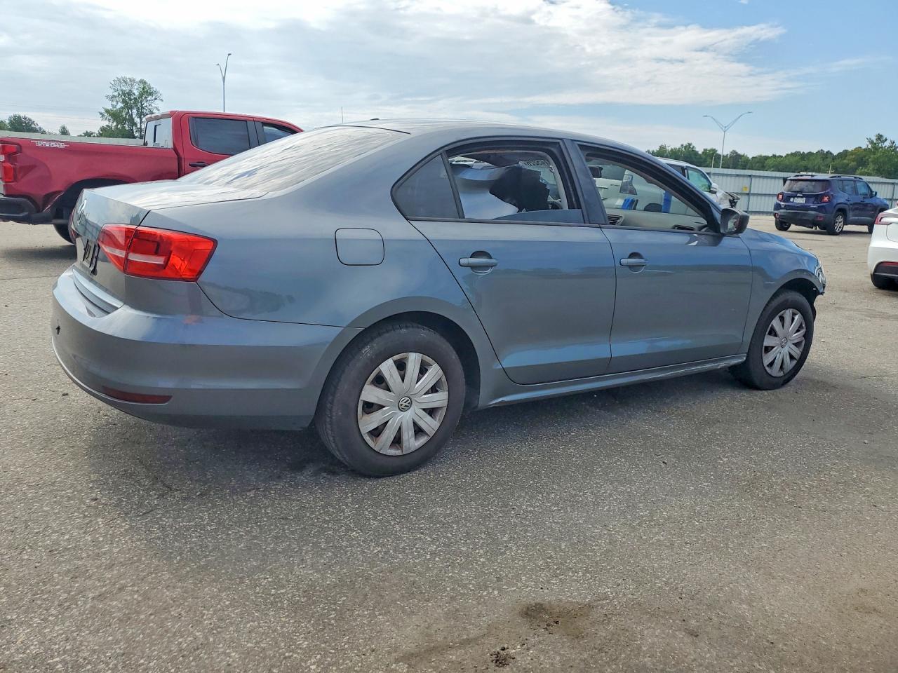 2015 Volkswagen Jetta Base - Image 3