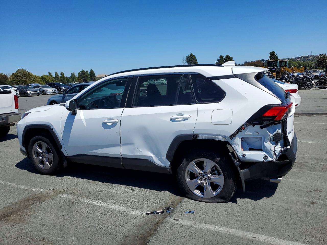 2022 Toyota Rav4 Xle - Фото 2