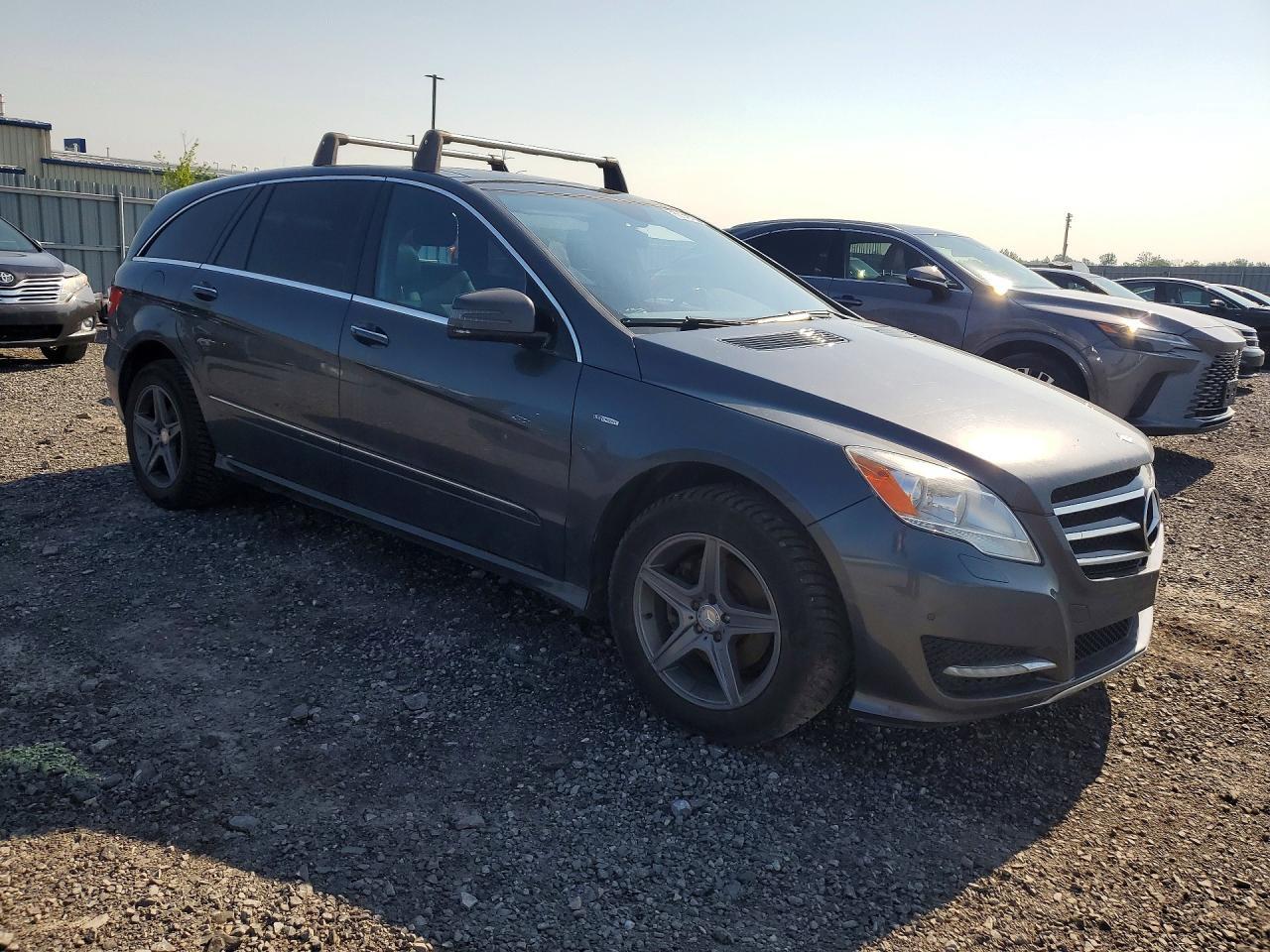 2012 Mercedes-Benz R 350 Bluetec - Image 4
