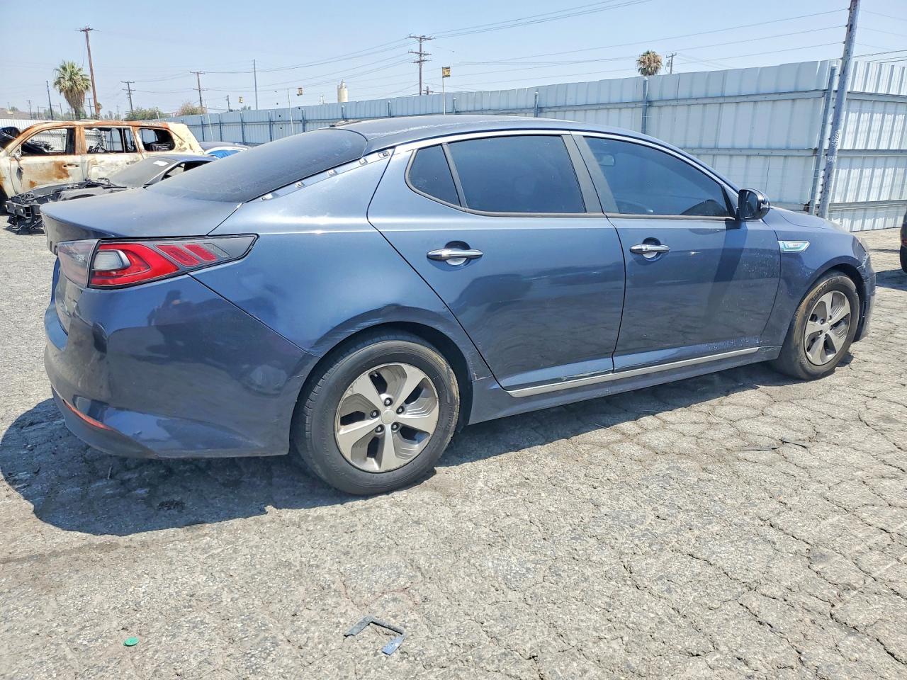 2014 Kia Optima Hybrid - Image 3