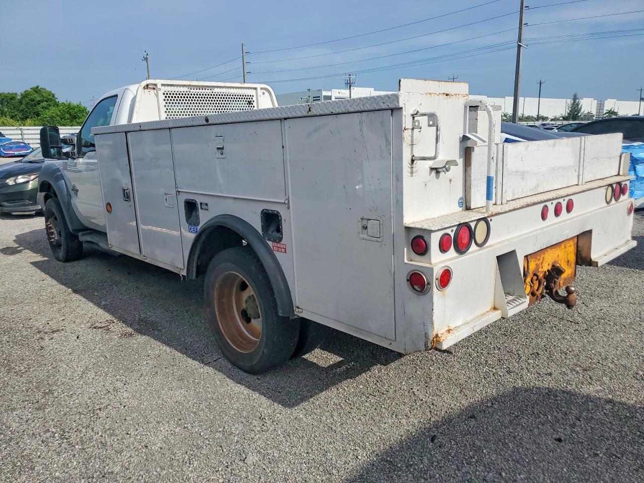 2013 Ford F550 Super Duty - Image 2