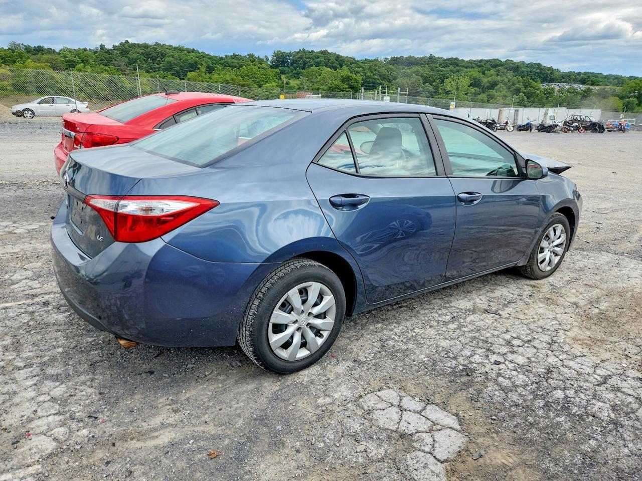 2016 Toyota Corolla Le - Фото 3