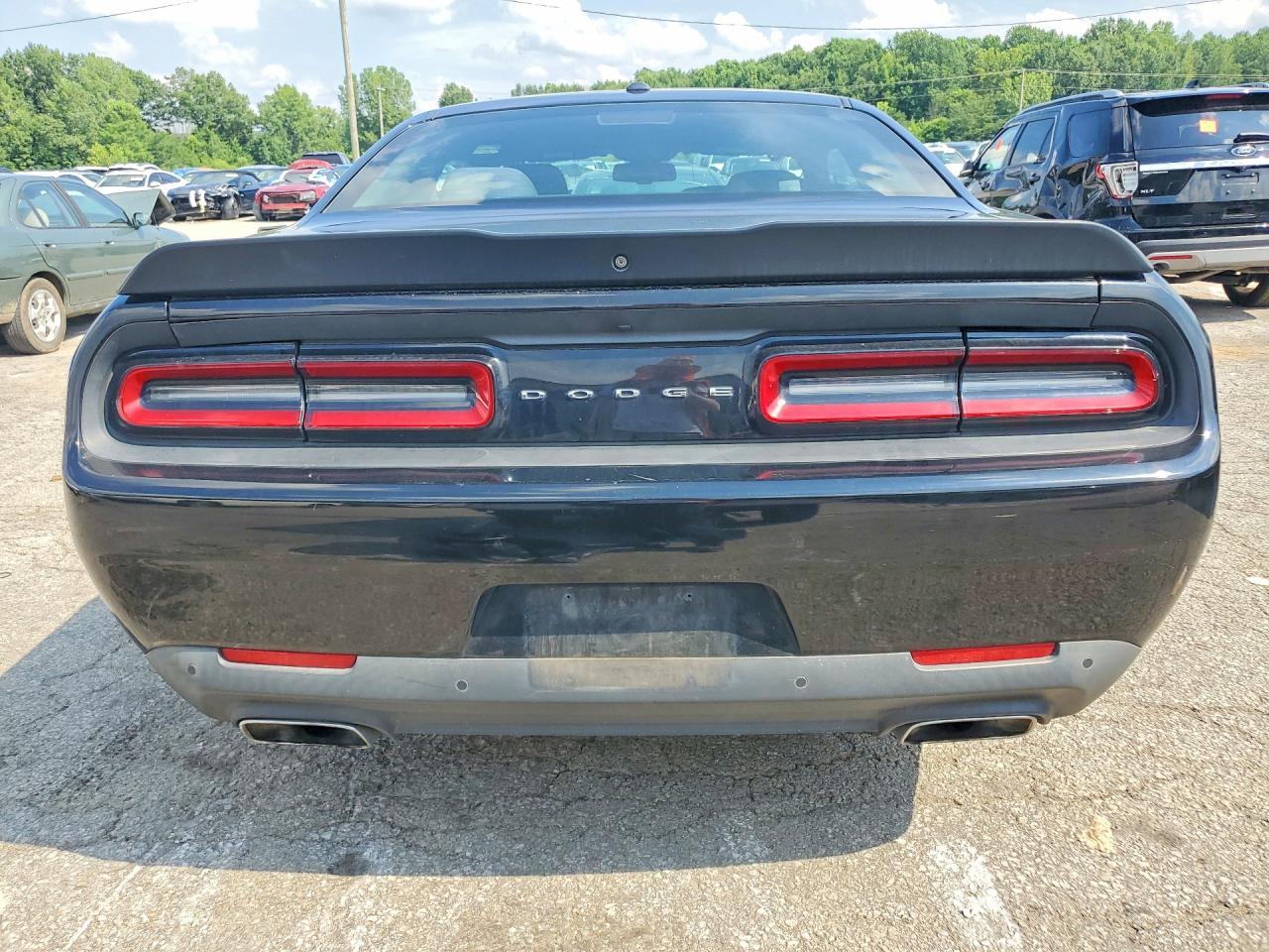 2017 Dodge Challenger R/T 392 - Image 6