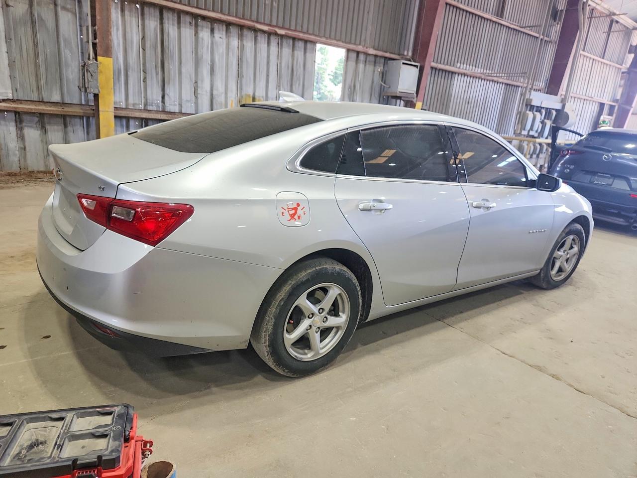 2018 Chevrolet Malibu Ls - Image 3