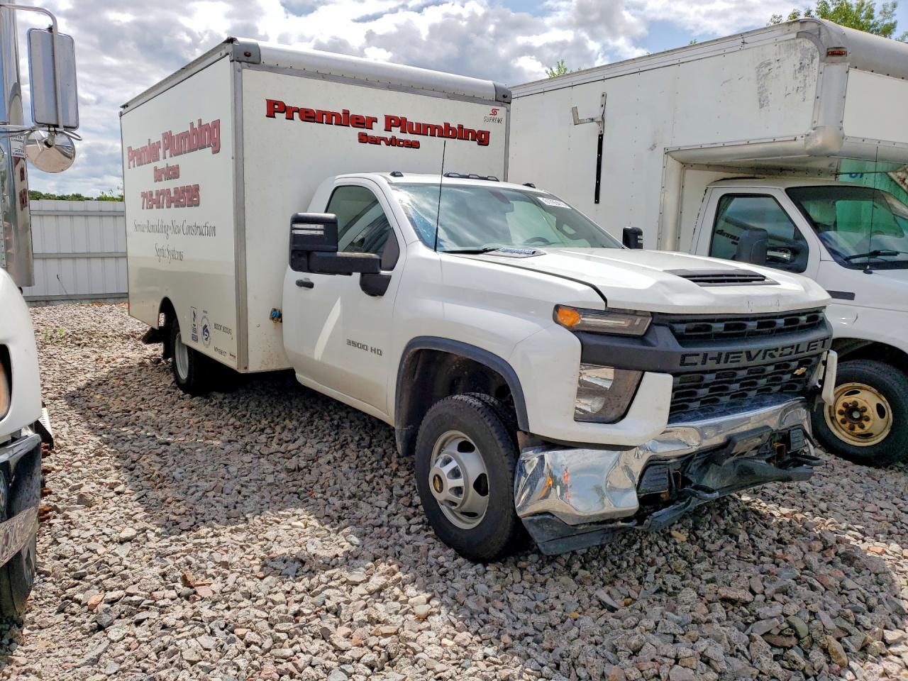 2021 Chevrolet Silverado Box Truck - Фото 4