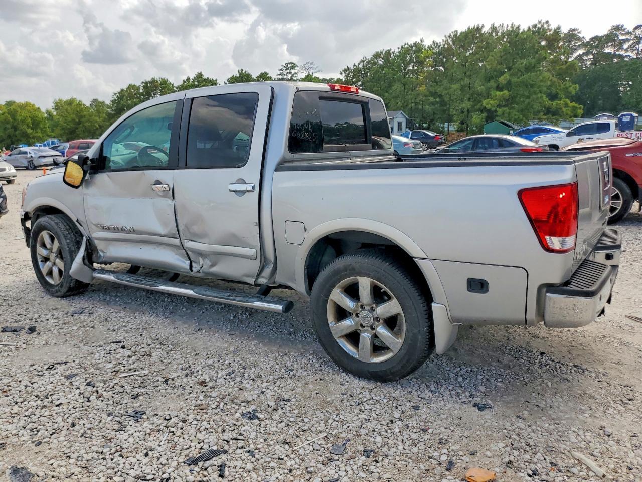2009 Nissan Titan Xe - Image 2