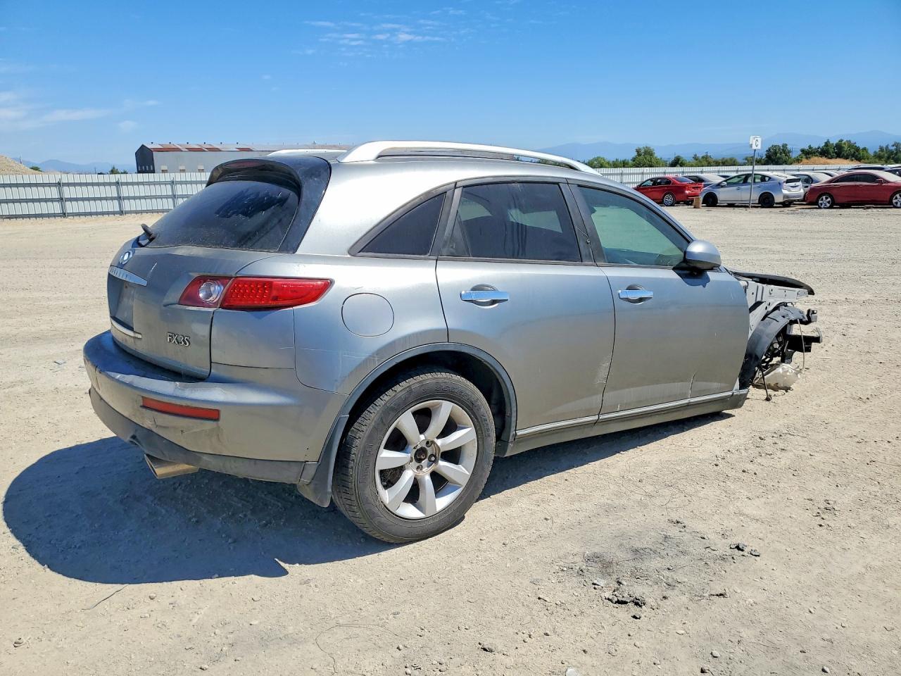 2004 Infiniti Fx35 Base - Фото 3