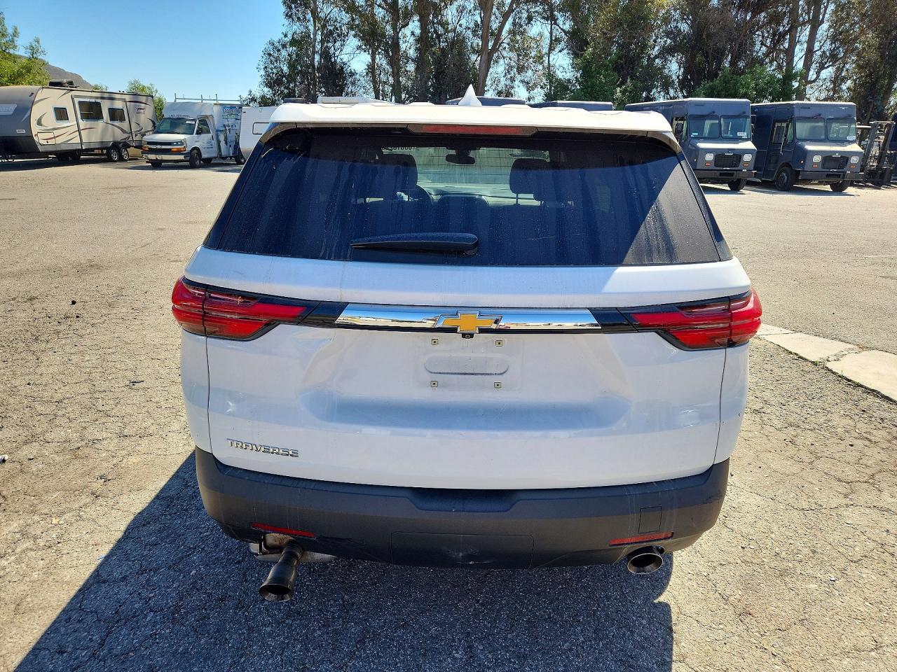 2022 Chevrolet Traverse Ls - Image 6