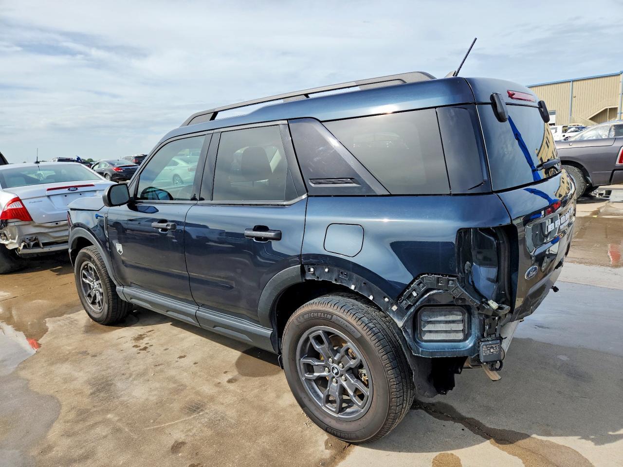 2023 Ford Bronco Sport Big Bend - Image 2